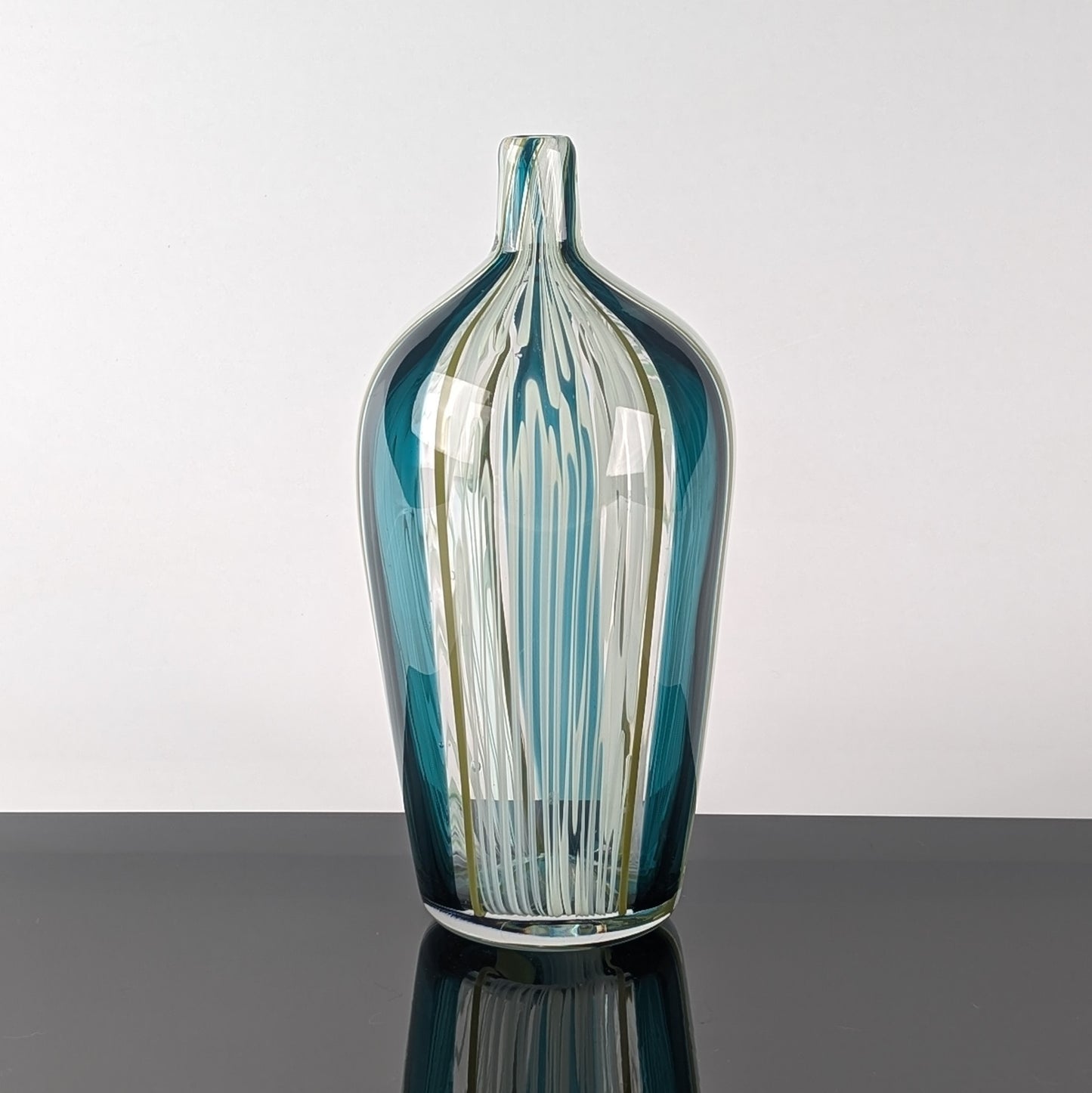 Snakeskin Bottle Vessels